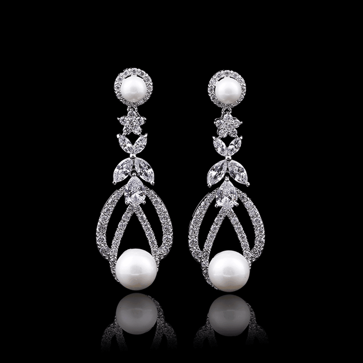 Zircon Pearl Earrings - VillainsWear